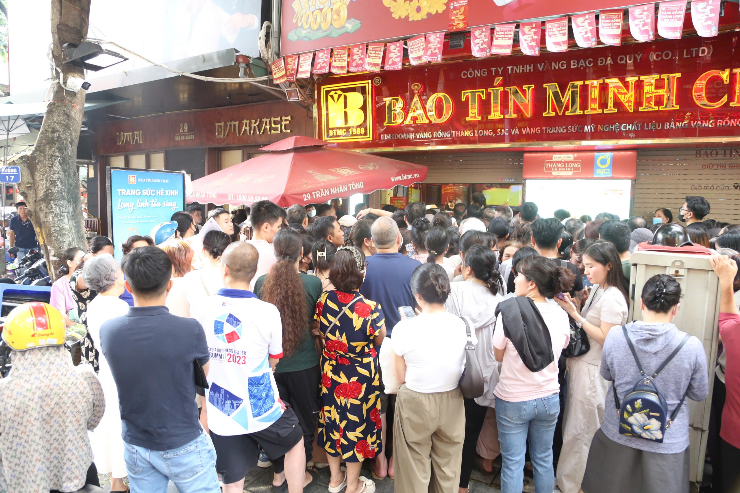 tranh-mua-vang-2-1760081444.jpg