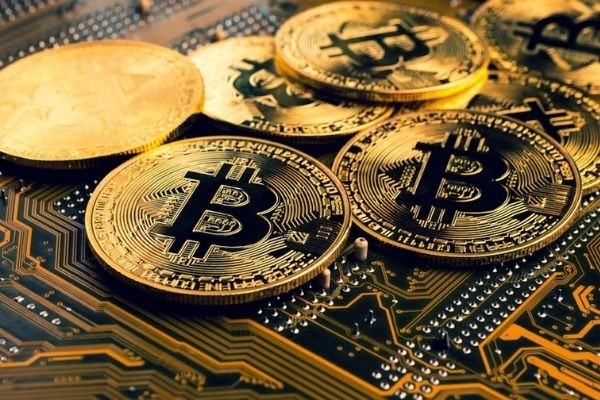 bitcoin-3-1763711507.jpg