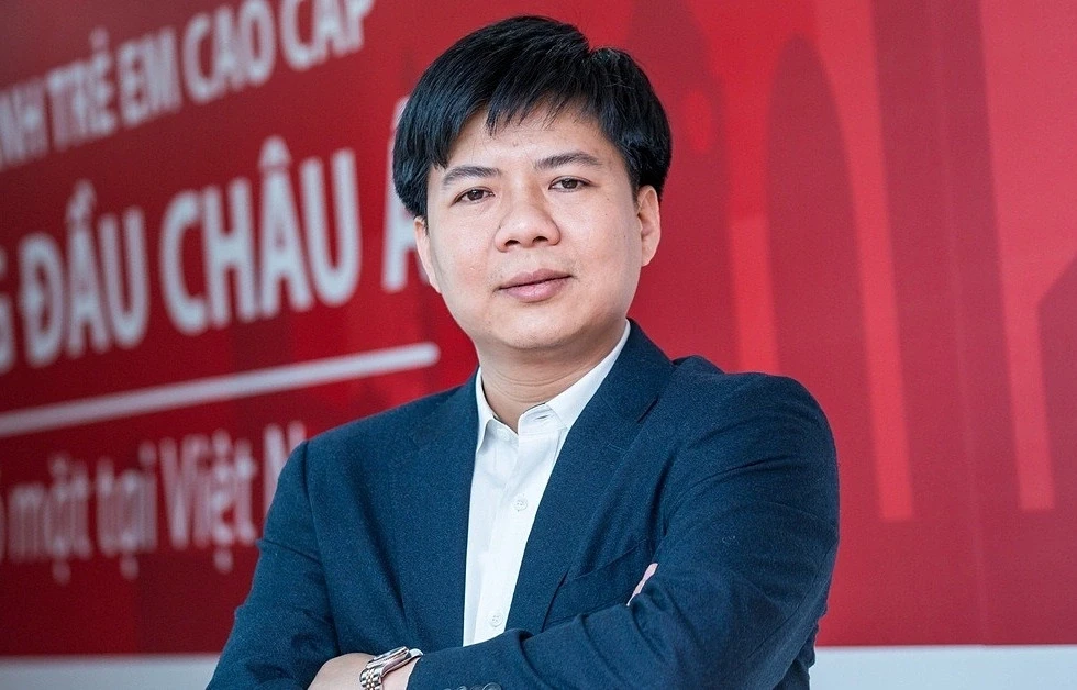 shark-thuy-1763390330.webp