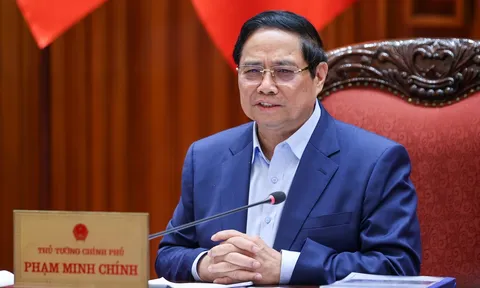 Thủ tướng yêu cầu khởi công đại lộ sông Hồng và Khu đô thị thể thao Olympic ngay trong tháng 12/2025