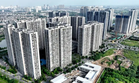 Giá chung cư Hà Nội 120 triệu đồng/m2 vẫn bán tốt: Tin chuẩn chưa còn đi đồn?