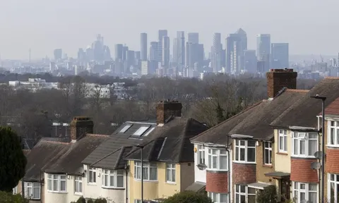 Nhà ở London đang trải qua chuỗi giảm giá dài nhất kể từ cuộc khủng hoảng tài chính