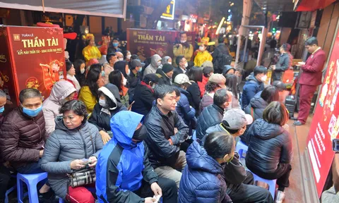 Mua vàng ngày vía Thần Tài năm ngoái: Tài lộc tăng hơn gấp đôi sau 1 năm