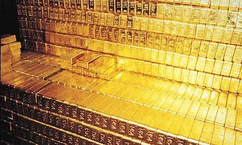 Giá vàng "phá đảo", Nga bán "núi vàng" thu về 1,68 tỷ USD